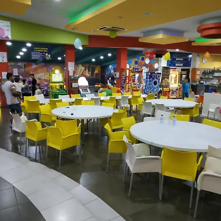 Centre Veranda 파포스