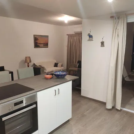 Centre Veranda Apartment Paphos